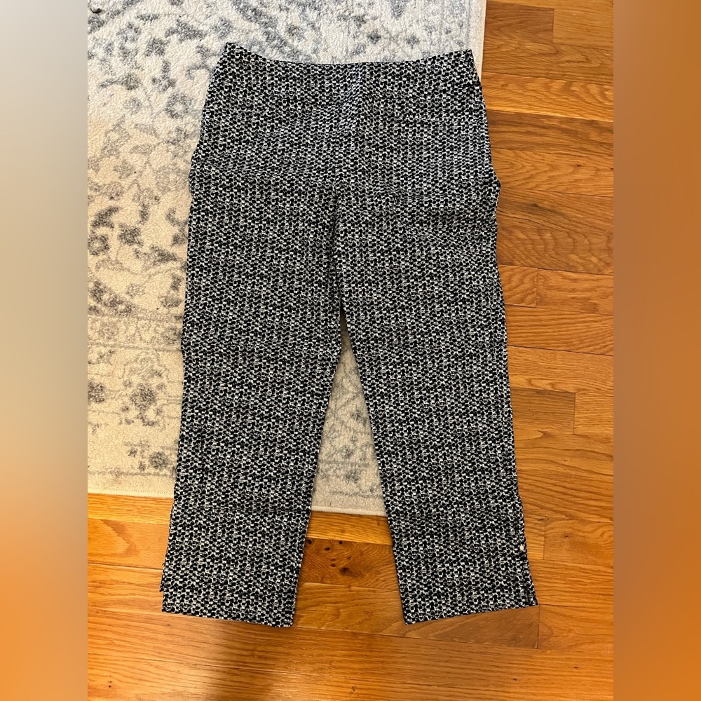 Hilary Radley Black and White Patterned Dress Pants